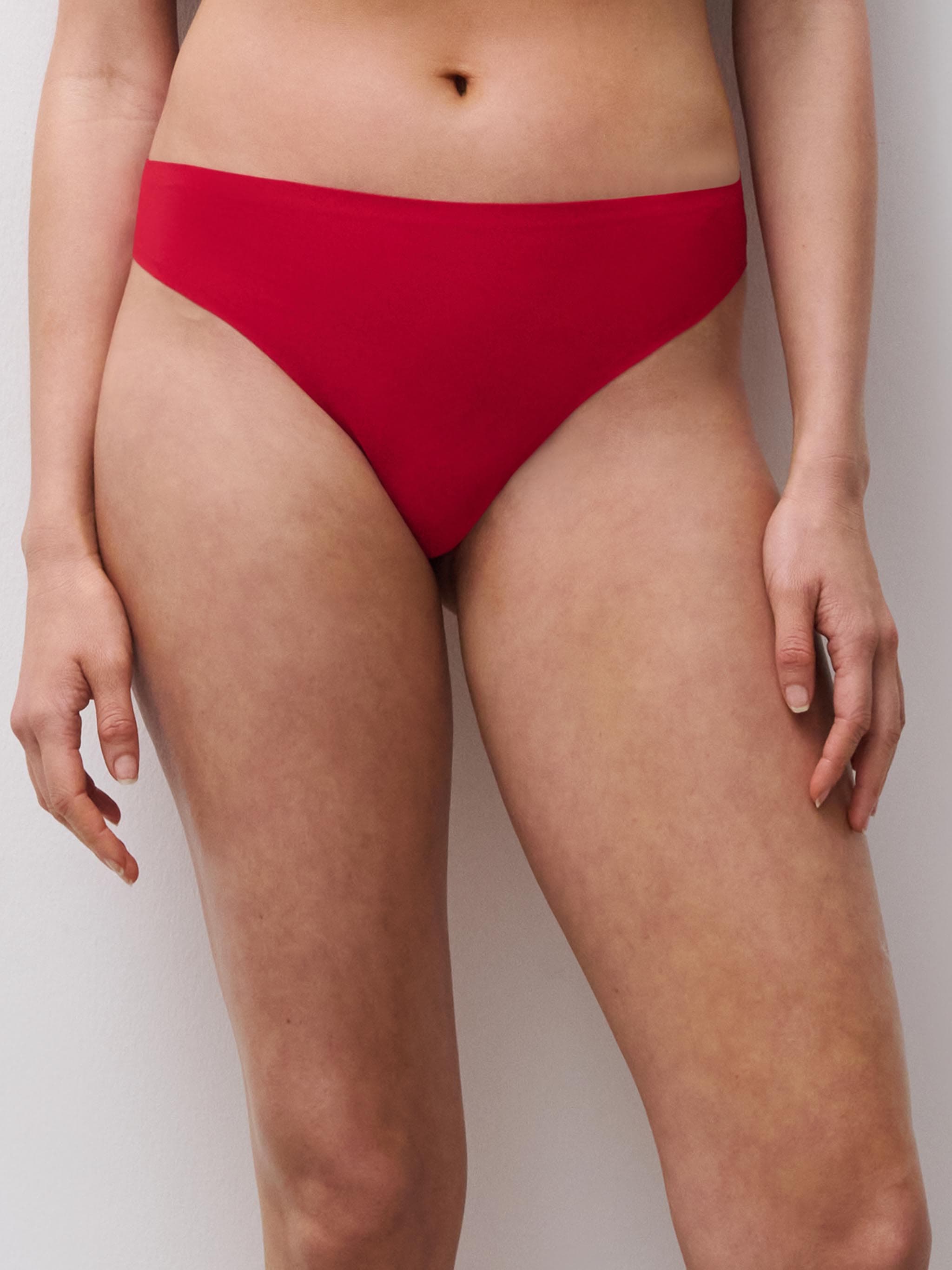 String - Poppy Red