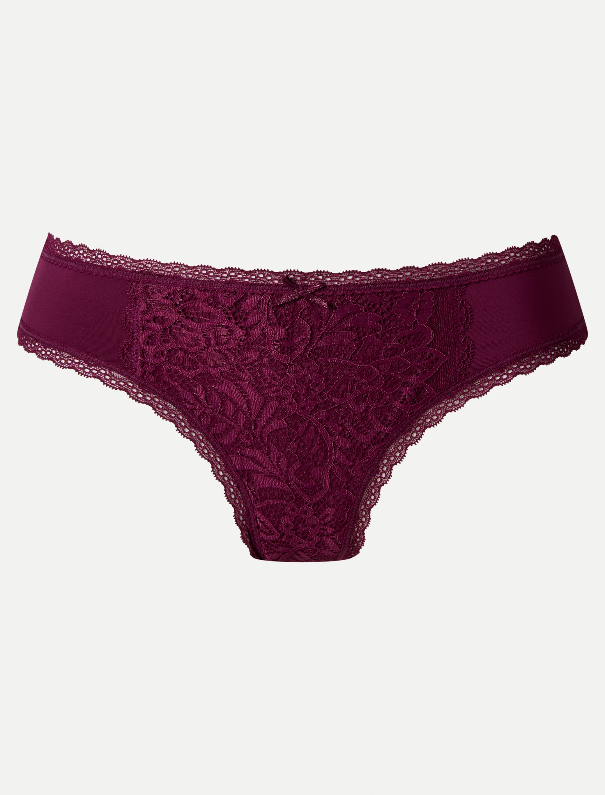 Sasja String