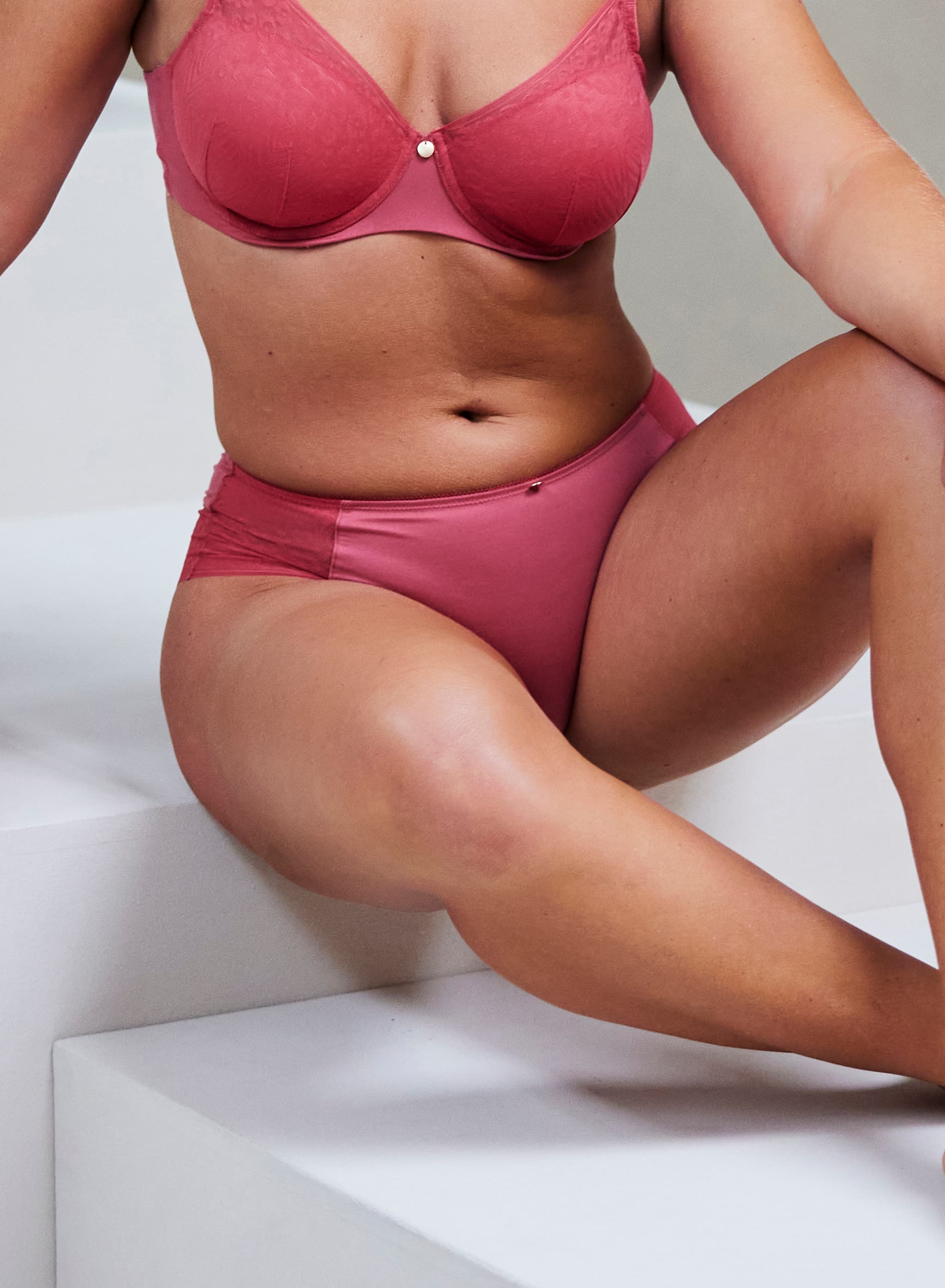 Cheeky - Garnet Rose