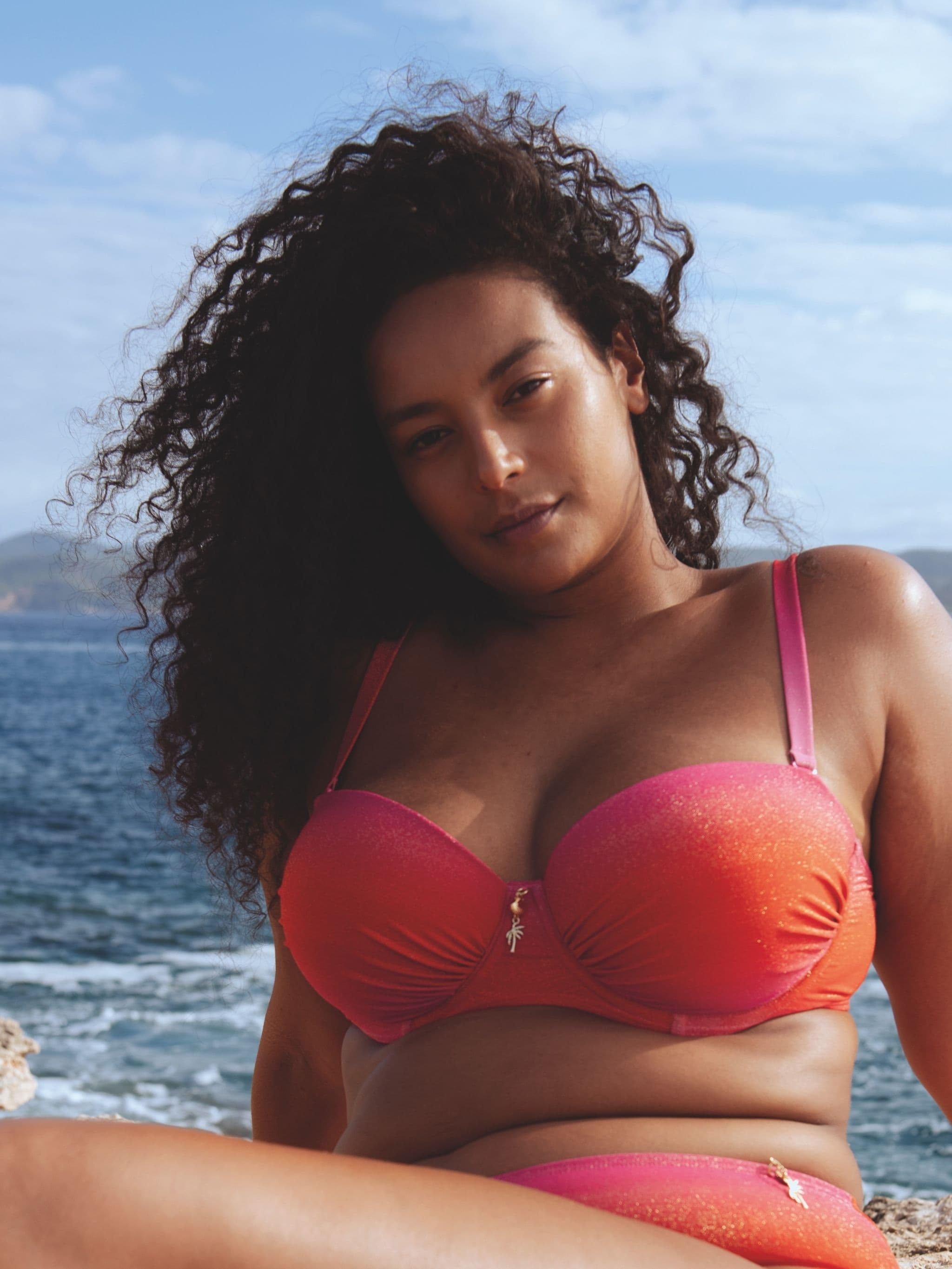 Padded Britt (strapless) - Red pink gradient