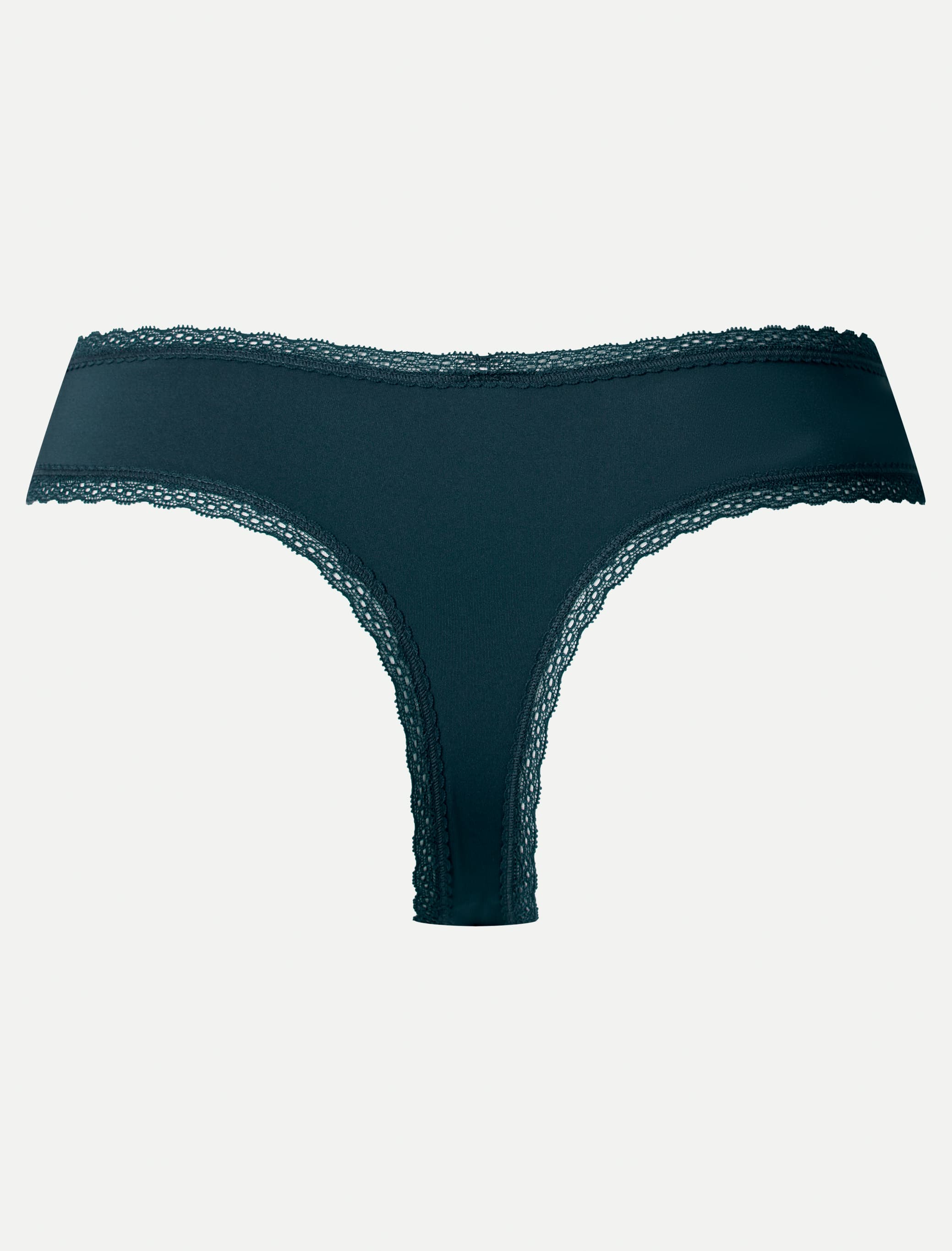 Sasja String