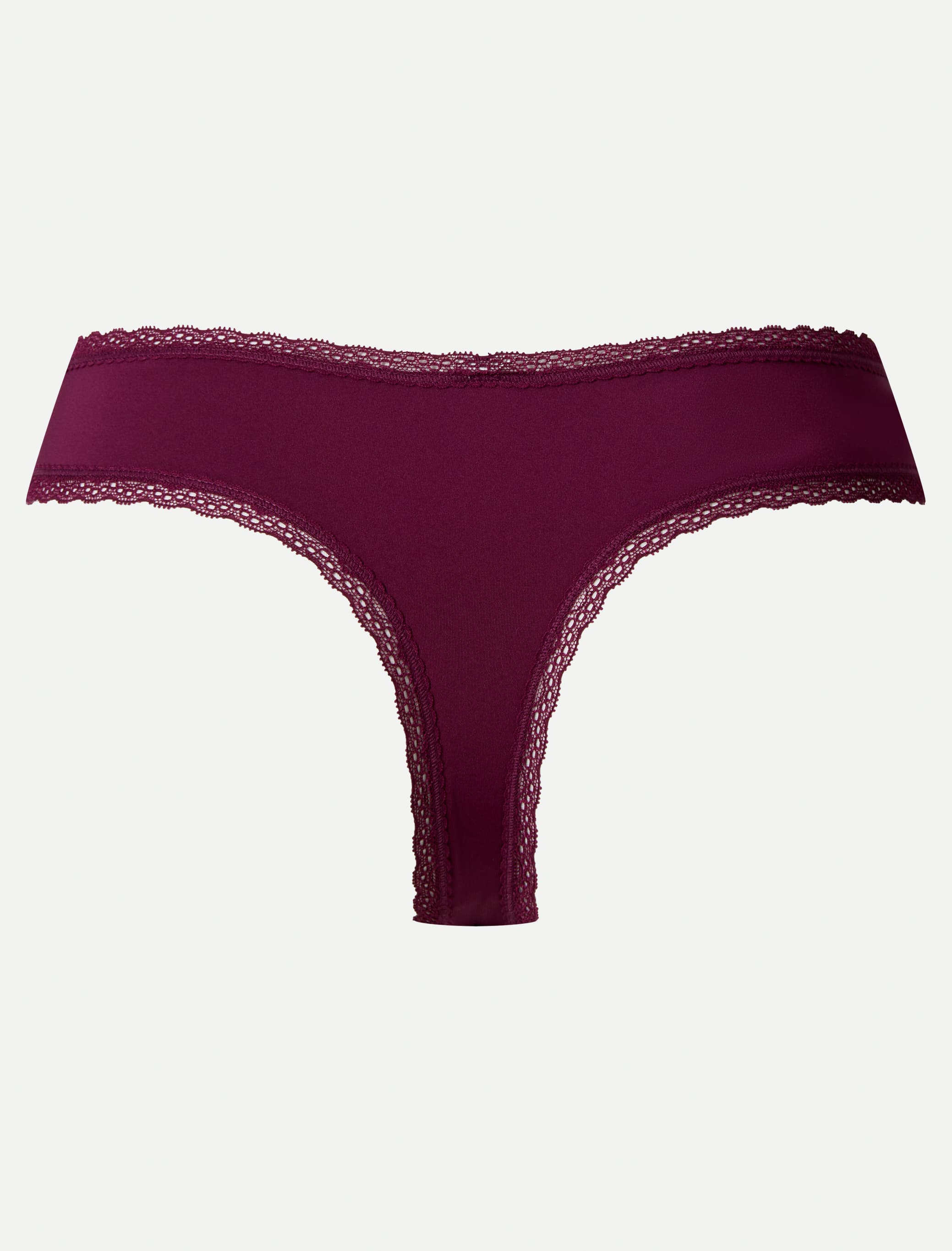Sasja String