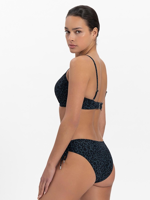 Beachlife | LINE BEACHLIFE 2 - Twist bikinitop Safari