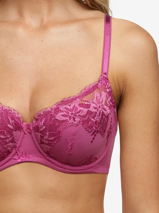 CO BRA TSHIRT COVERING FOAM Mary Femilet