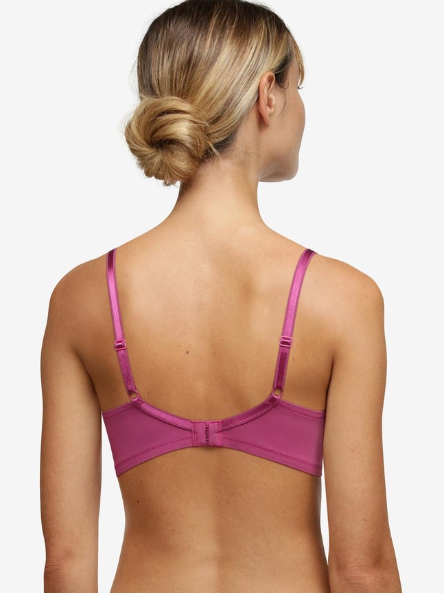 CO BRA TSHIRT COVERING FOAM Mary Femilet