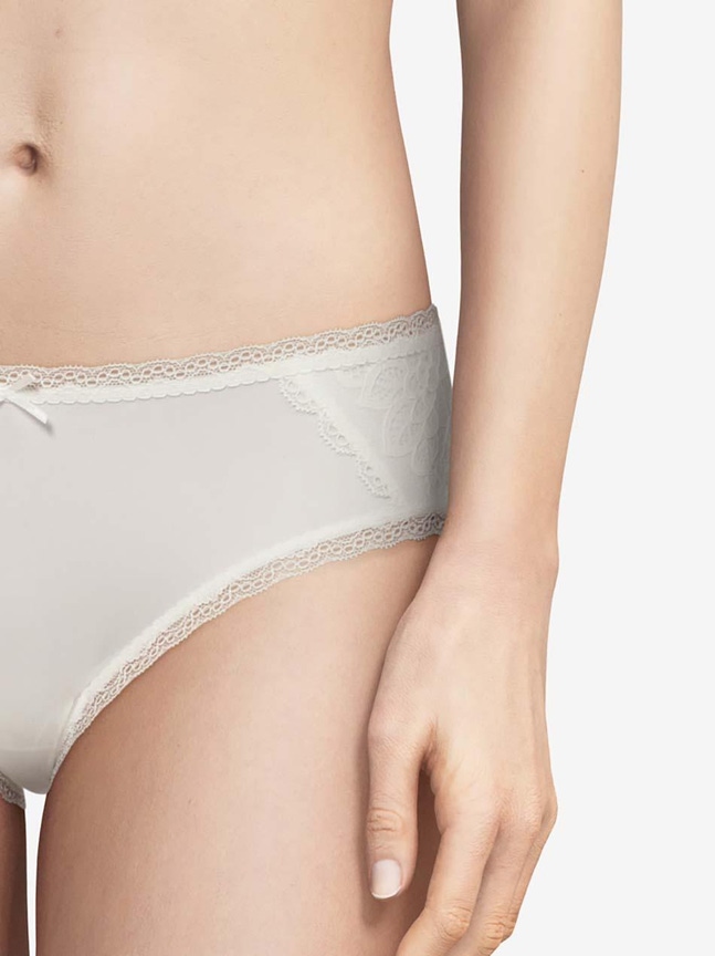 Hipster Micro Lace Livera