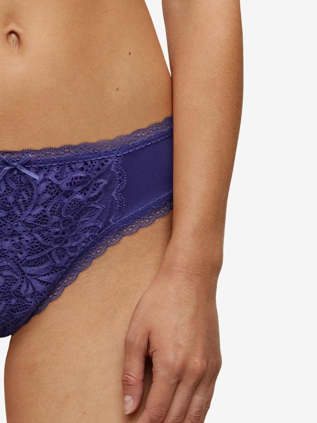 String Micro Lace Livera