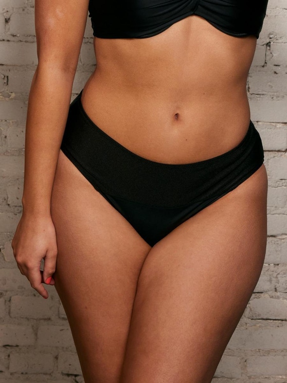 Livera | MAGNIFICANT BLACK - Mid Bikini broekje